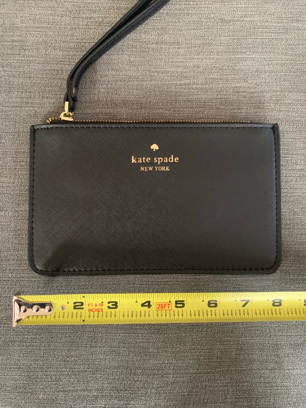NWOT Kate Spade Black Leather Wristlet - Picture 2 of 8